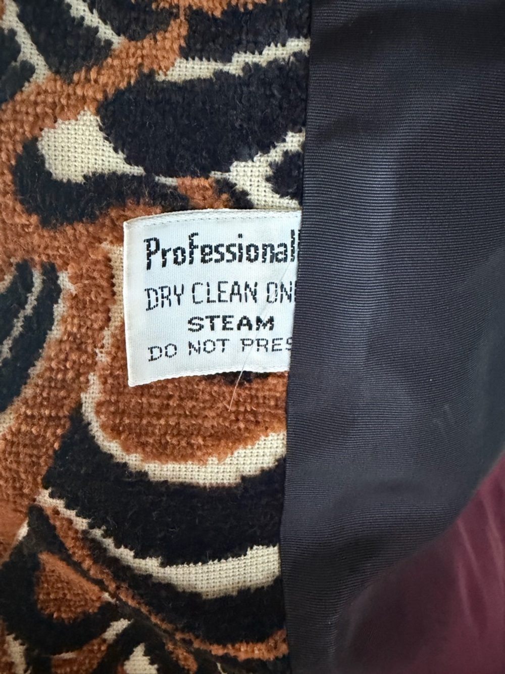 Vintage 60’s Psychedelic Tapestry Coat - Picture 15 of 16